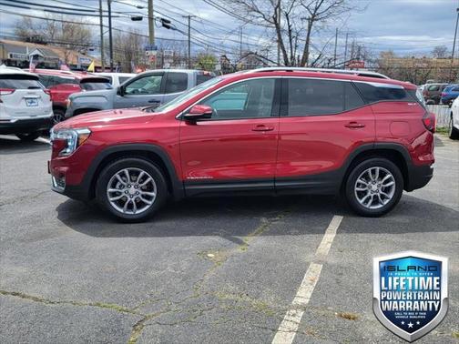 2022 GMC Terrain SLT