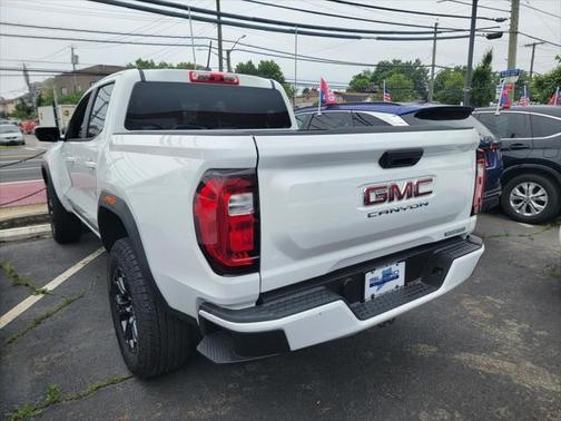 2023 GMC Canyon Elevation