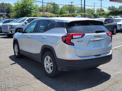 2022 GMC Terrain SLE