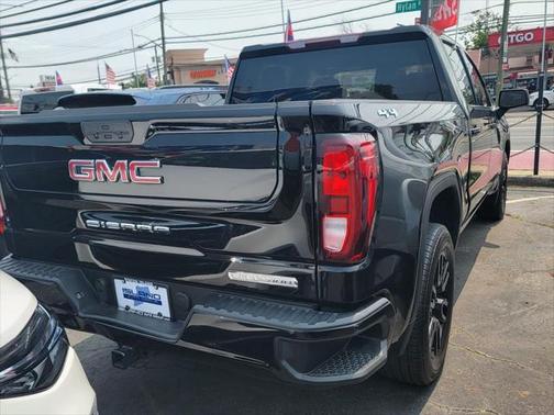 2022 GMC Sierra 1500 Elevation