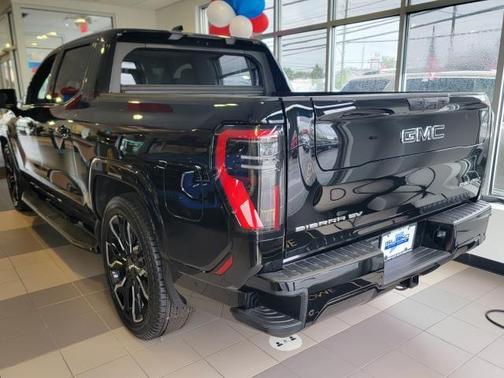 2025 GMC Sierra EV Extended Range Denali