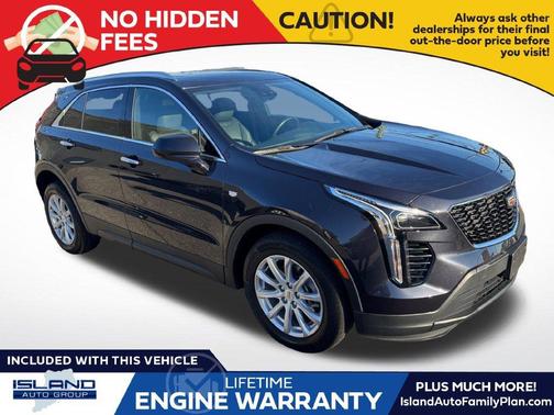 Metallic 2023 Cadillac XT4 Luxury