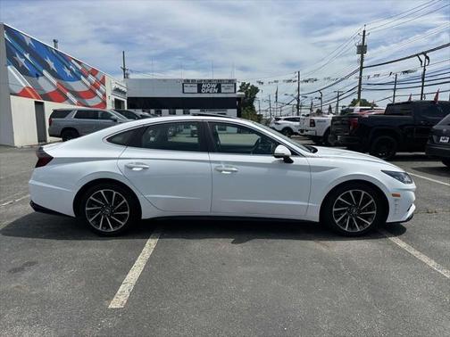 2020 Hyundai SONATA Limited