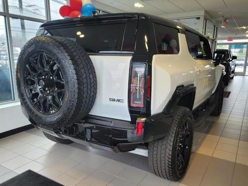 2025 GMC HUMMER EV SUV 2X