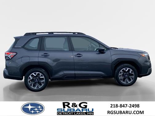 2025 Subaru Forester Base, LOW MILES, Option 01