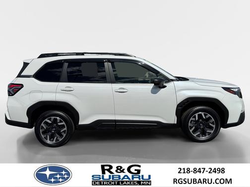 Crystal White Pearl 2025 Subaru Forester Premium, Blind Spot Detection, Option 15