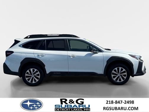 2023 Subaru Outback Premium, Blind Spot, Option 13