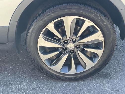 Quicksilver Metallic 2022 Buick Encore Preferred