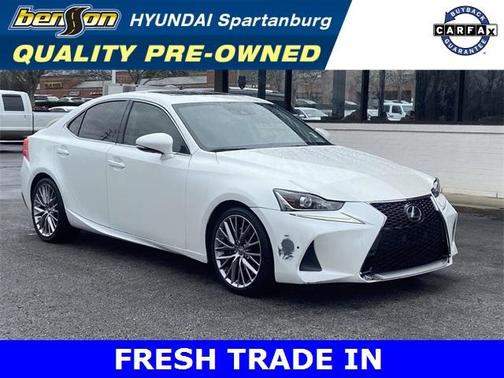 2018 Lexus IS 300 Base