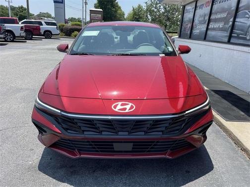 2025 Hyundai ELANTRA SEL Convenience