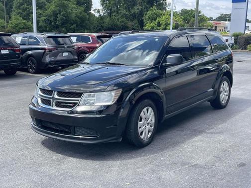 Pitch Black Clearcoat 2016 Dodge Journey SE