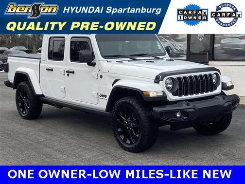 2025 Jeep Gladiator Sport