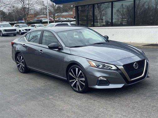2022 Nissan Altima 2.5 SR