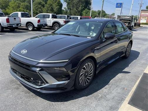 2025 Hyundai SONATA Hybrid SEL