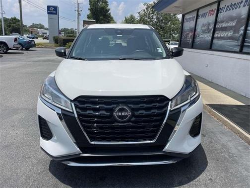 2023 Nissan Kicks S