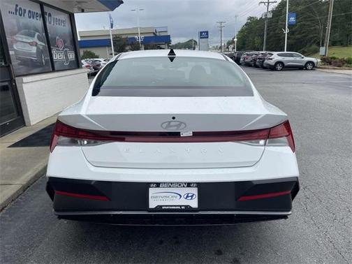 2025 Hyundai ELANTRA SEL Convenience