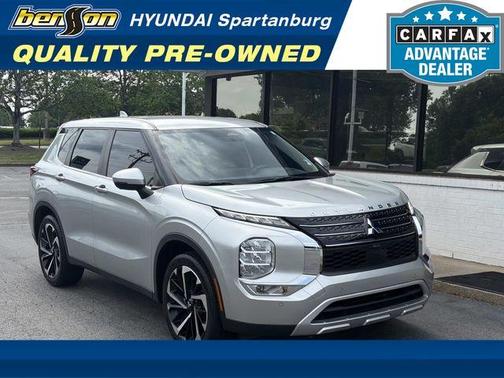 Alloy Silver Metallic 2022 Mitsubishi Outlander SE