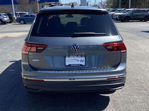 2024 Volkswagen Tiguan 2.0T SE