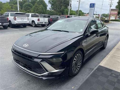2025 Hyundai SONATA Hybrid SEL