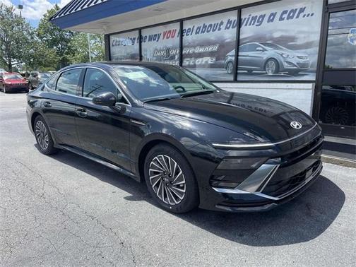 2025 Hyundai SONATA Hybrid SEL