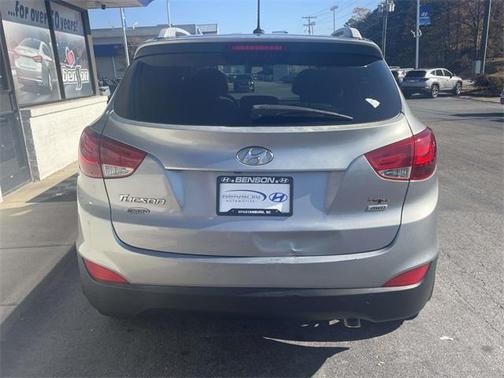 2015 Hyundai TUCSON SE