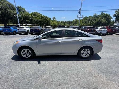 Radiant Silver Metallic 2013 Hyundai SONATA GLS