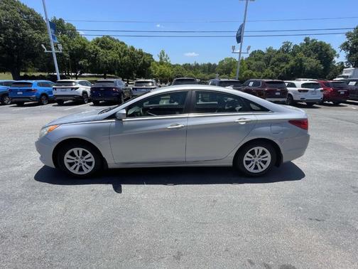 Radiant Silver Metallic 2013 Hyundai SONATA GLS