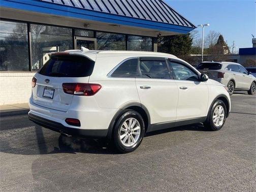 2019 Kia Sorento LX