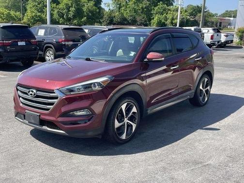Ruby Wine 2016 Hyundai TUCSON Limited