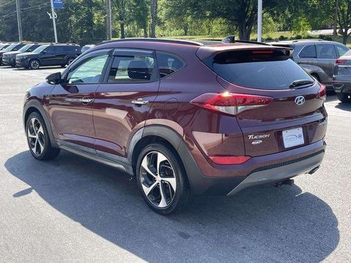 Ruby Wine 2016 Hyundai TUCSON Limited