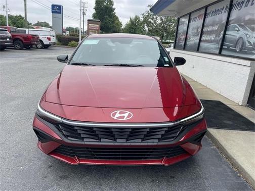 2025 Hyundai ELANTRA SEL Sport