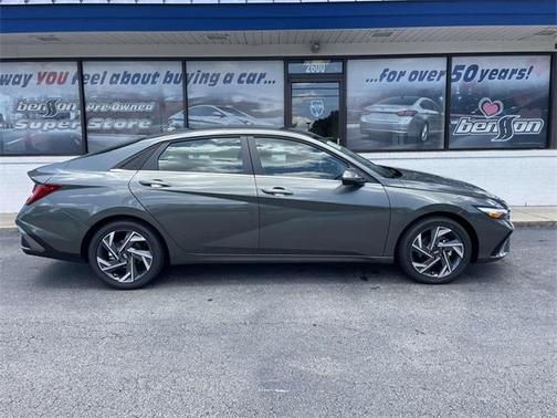 2025 Hyundai ELANTRA HEV Limited