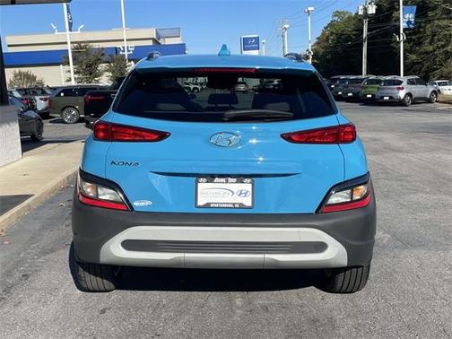 2023 Hyundai KONA SEL