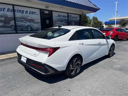 2024 Hyundai ELANTRA HEV Limited