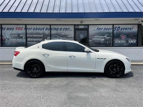 2014 Maserati Ghibli Base