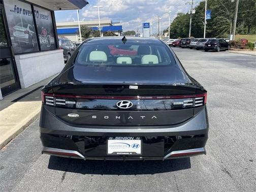 2024 Hyundai SONATA SEL