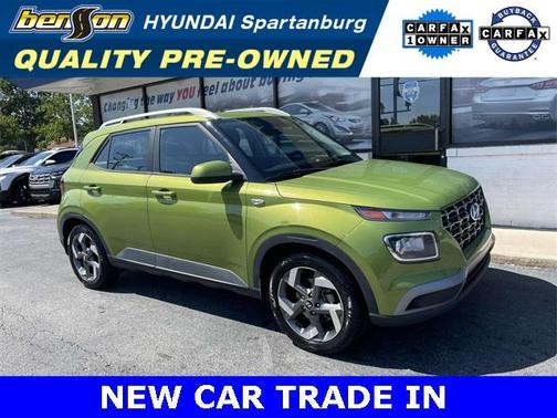 2022 Hyundai VENUE SEL