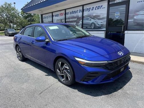 2025 Hyundai ELANTRA SEL Convenience