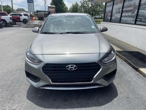 2022 Hyundai Accent SE