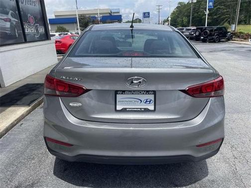 2022 Hyundai Accent SE