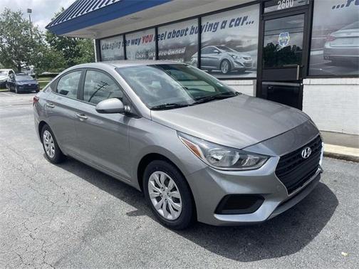 2022 Hyundai Accent SE