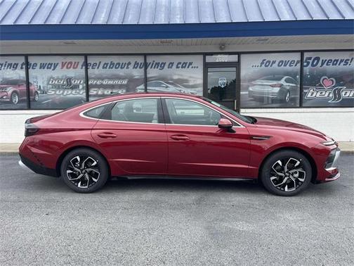 2025 Hyundai SONATA SEL