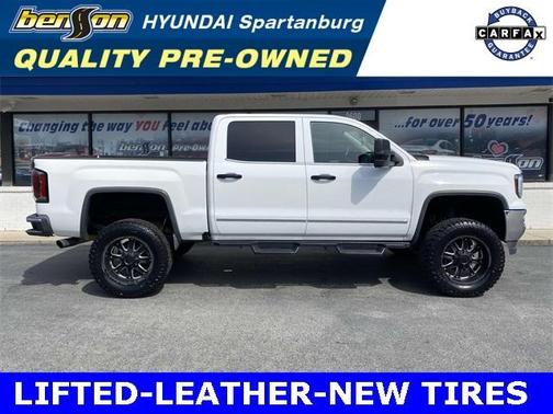 2017 GMC Sierra 1500 SLT