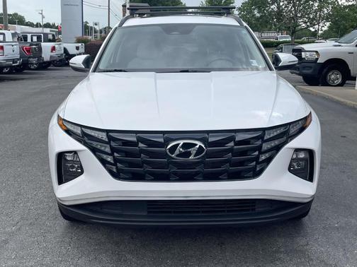 White Pearl 2023 Hyundai TUCSON SEL