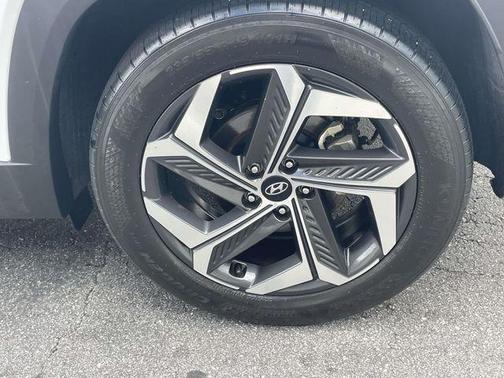 White Pearl 2023 Hyundai TUCSON SEL