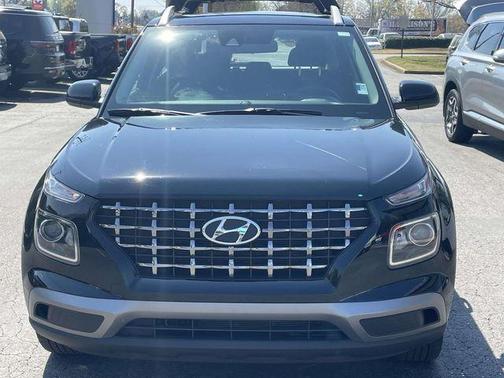 2021 Hyundai VENUE SEL