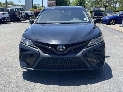 Midnight Black Metallic 2020 Toyota Camry SE