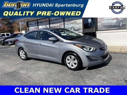 2016 Hyundai ELANTRA SE