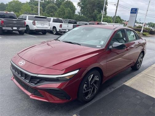 2025 Hyundai ELANTRA SEL Sport