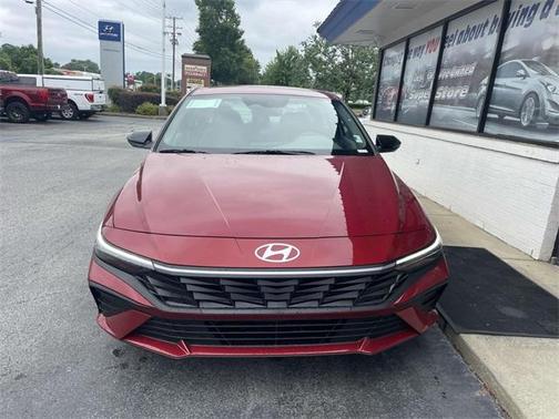 2025 Hyundai ELANTRA SEL Sport